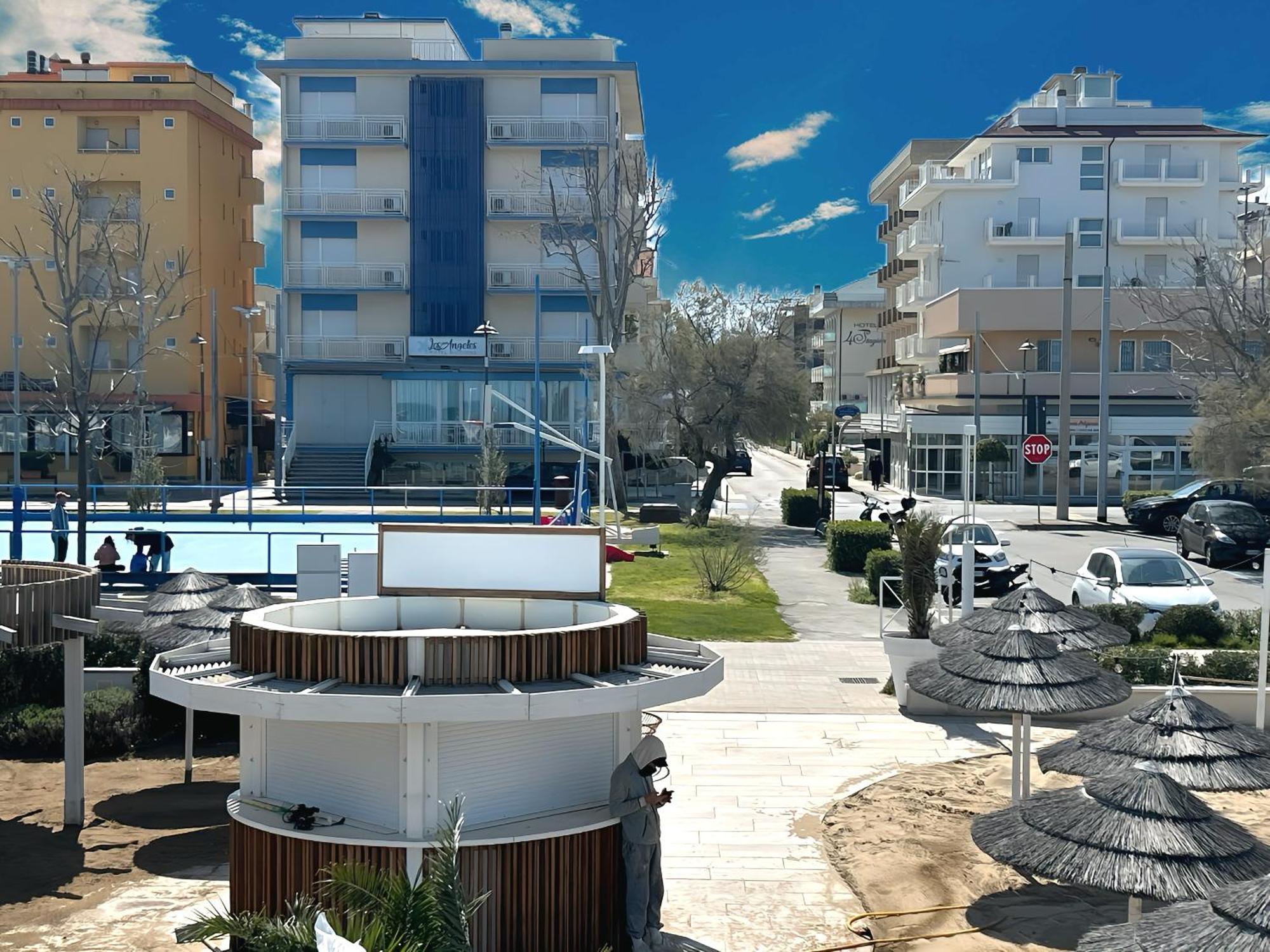 Hotel Los Angeles - Fronte Mare Riccione Exterior foto